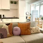 La Casa De Niku アパート ビルバオ